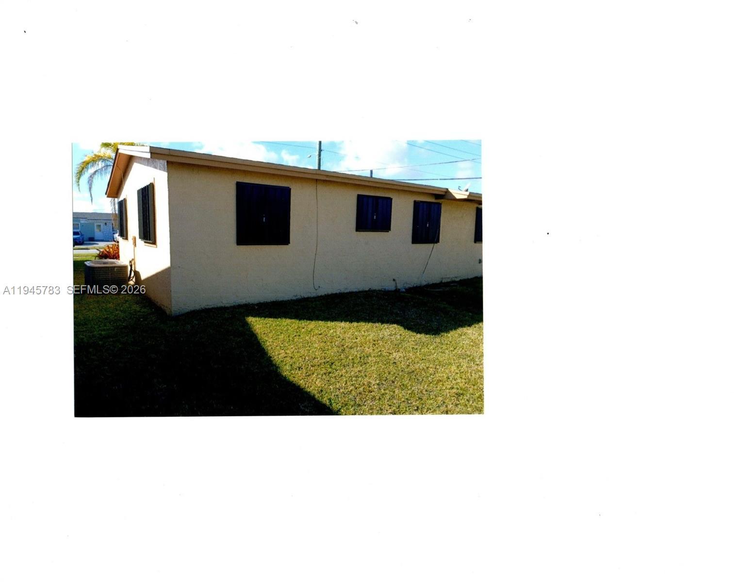 22275 SW 109th Ave, Miami FL 33170 photo 2
