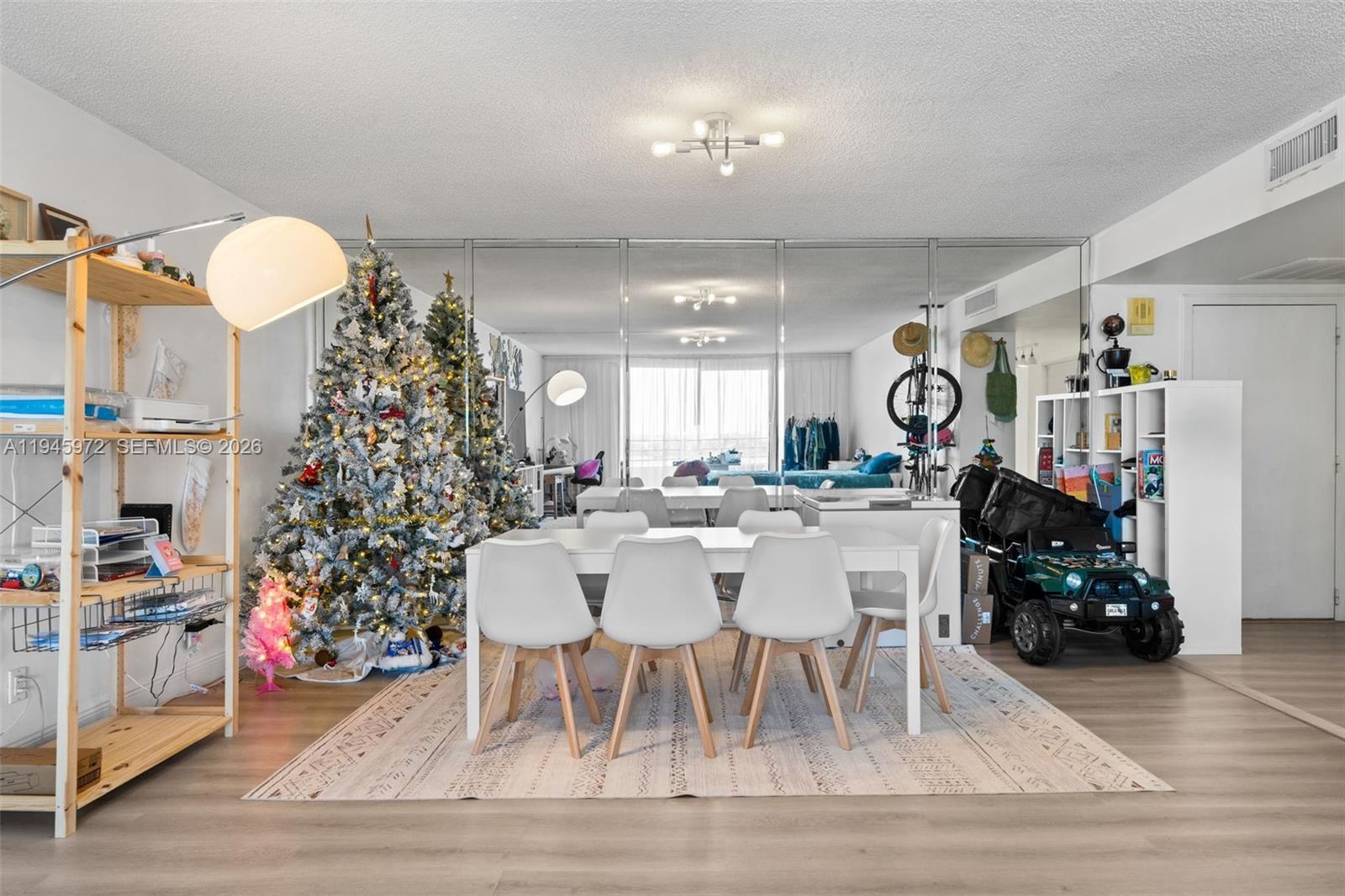 600 Three Islands Blvd # 606, Hallandale Beach FL 33009 photo 3