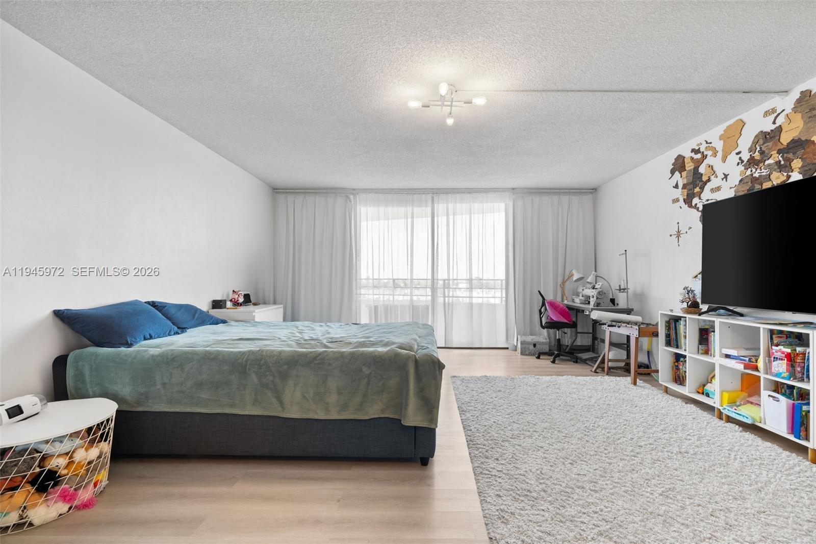 600 Three Islands Blvd # 606, Hallandale Beach FL 33009 photo 4