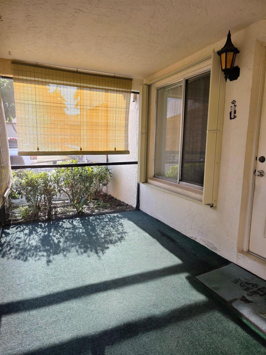 423 Pine Glen Lane # 1, FL 33463 photo 2