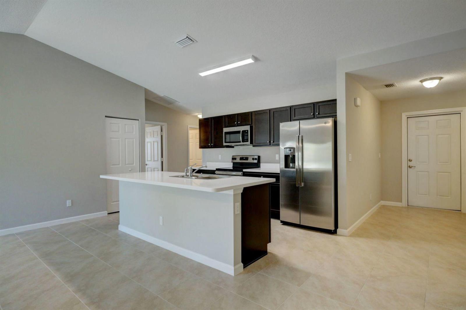 381 SW Todd Avenue, Port St. Lucie FL 34983 photo 4