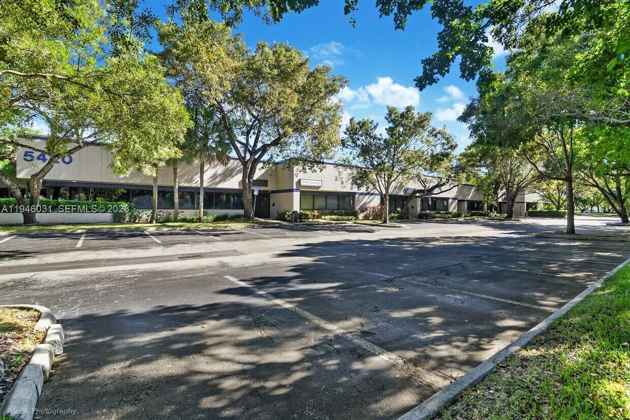 5420 NW 33rd Ave # 4A, Fort Lauderdale FL 33309 photo 4