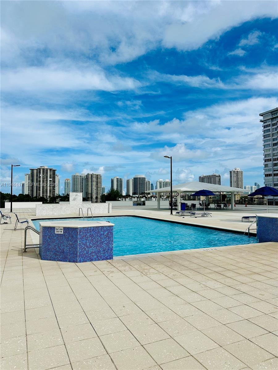2750 NE 183rd St # 1607, Aventura FL 33160 photo 3