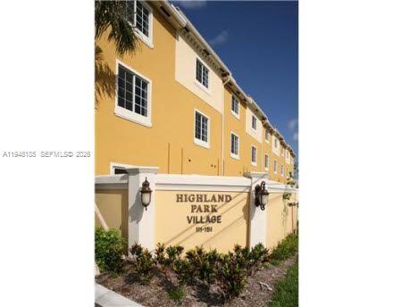 141 NW 2nd Ave # 7, Hallandale Beach FL 33009 photo 4
