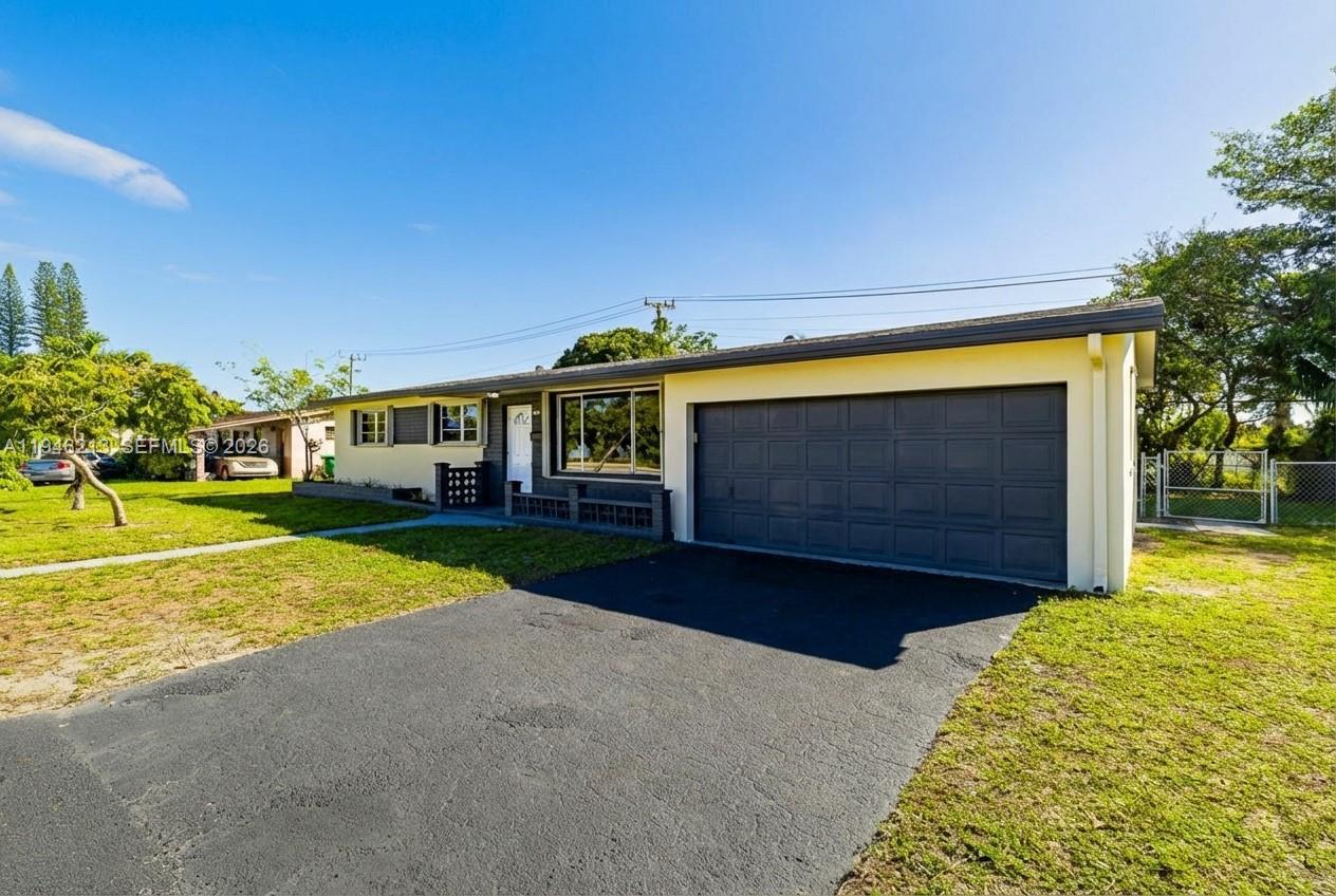 360 NW 199th St, Miami Gardens FL 33169 photo 2