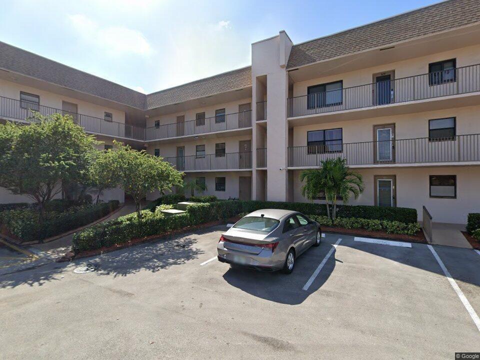 10442 Sunrise Lakes Boulevard # 312, Sunrise FL 33322 photo 5