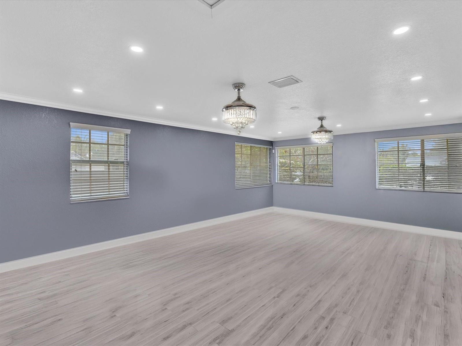 12755 NW 1st Avenue, North Miami FL 33168 photo 4
