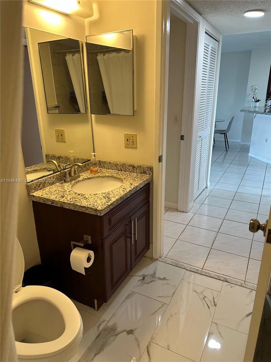 2240 N Cypress Bend Dr # 805, Pompano Beach FL 33069 photo 3