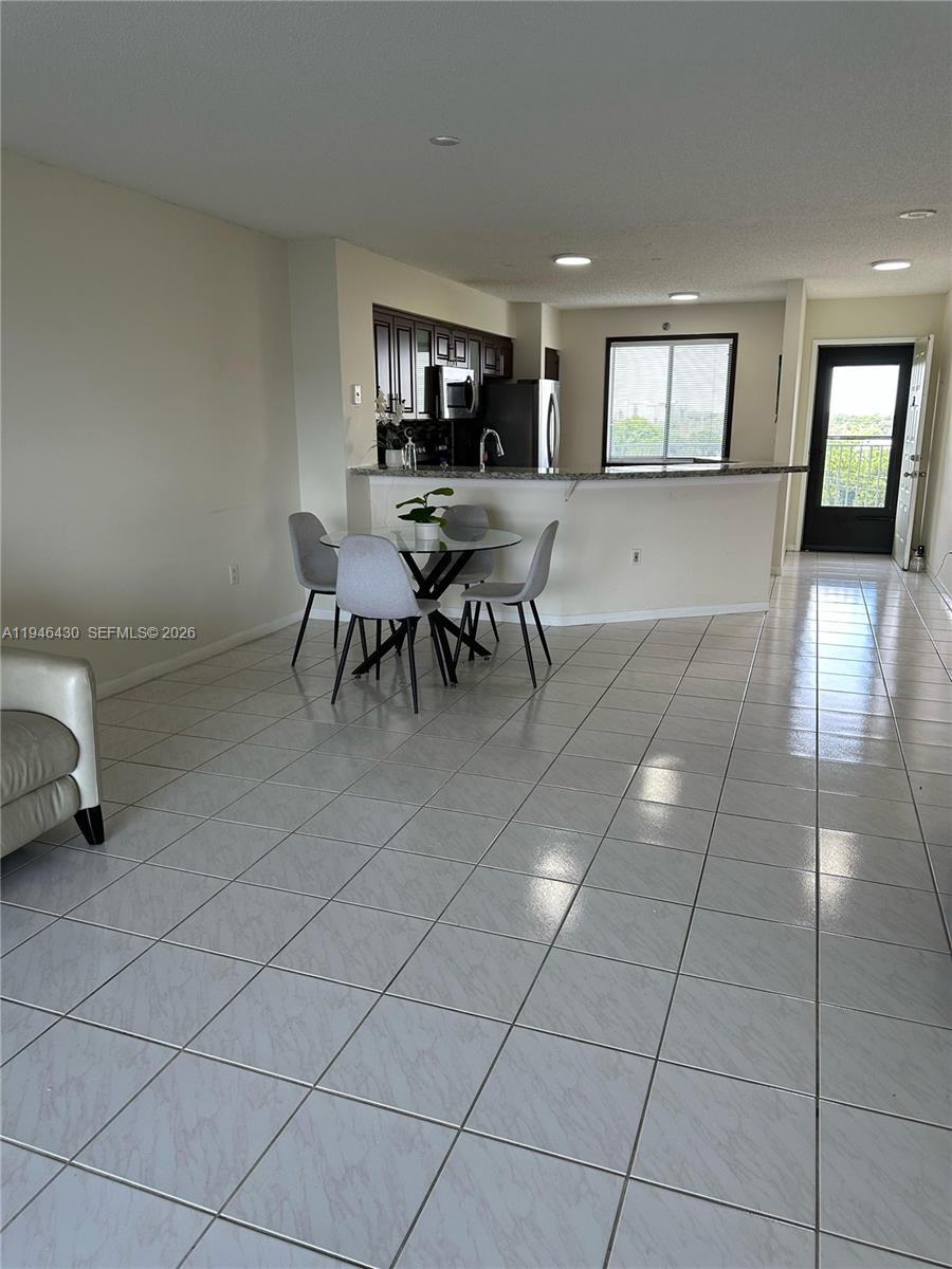 2240 N Cypress Bend Dr # 805, Pompano Beach FL 33069 photo 4