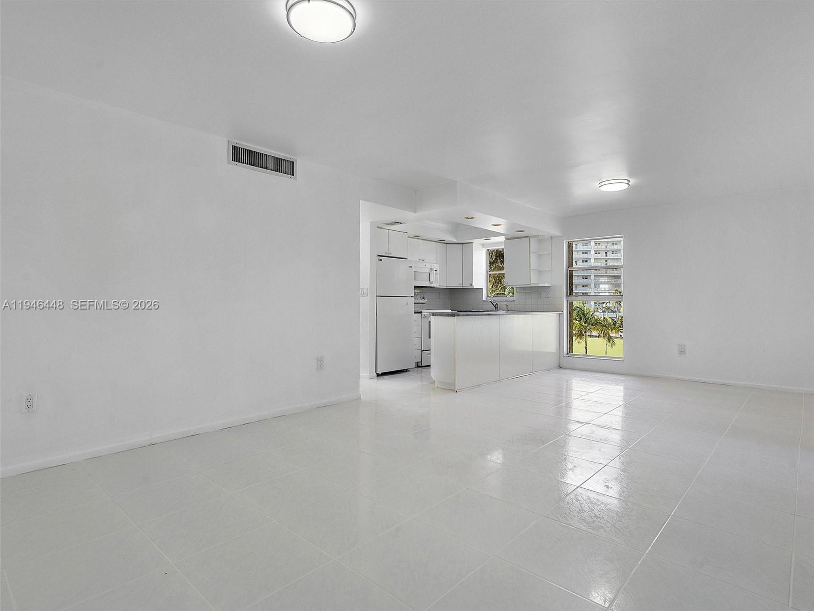 201 178th Dr # 307, Sunny Isles Beach FL 33160 photo 2