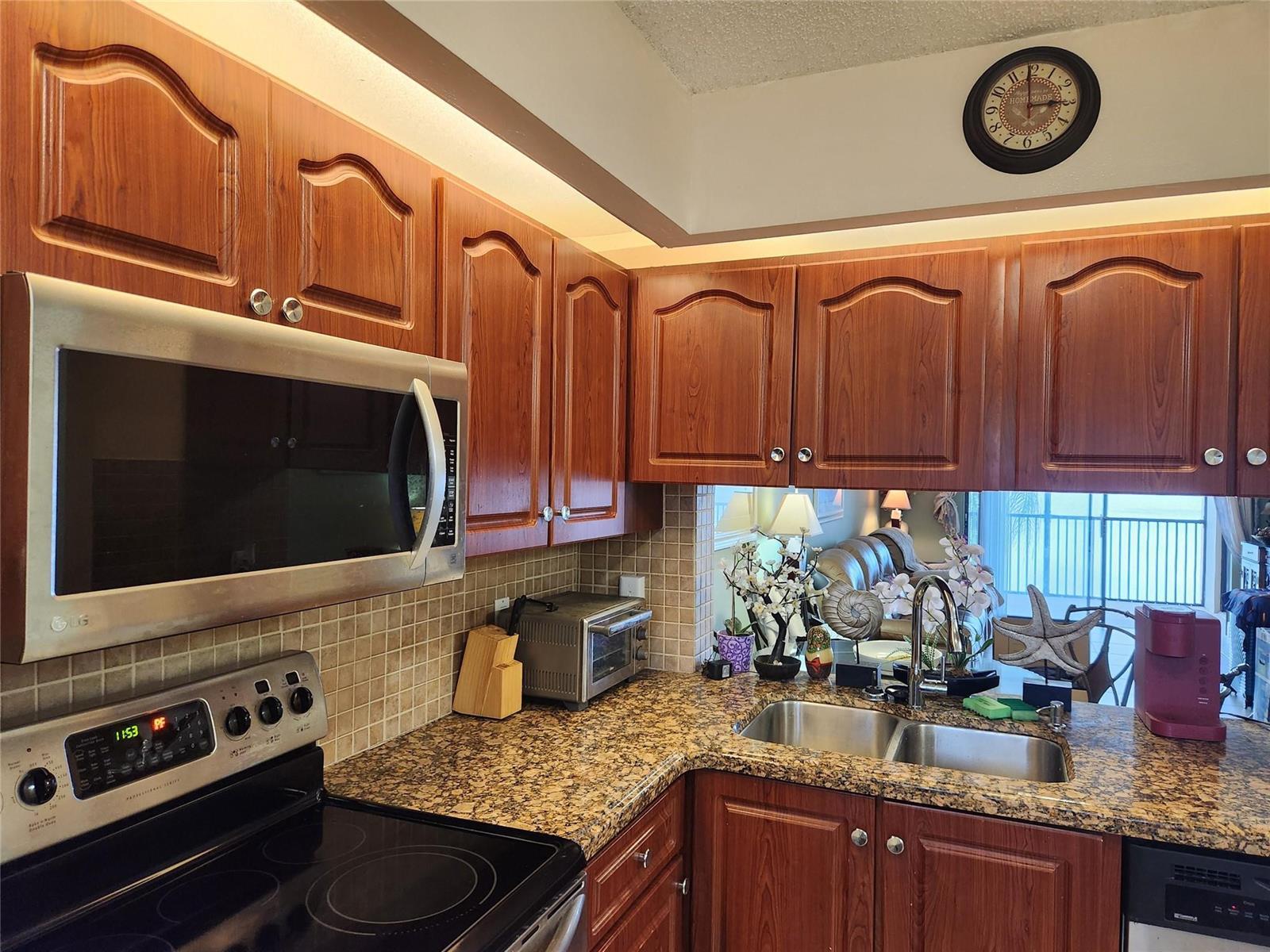112 Lake Emerald Drive # 208, Oakland Park FL 33309 photo 5