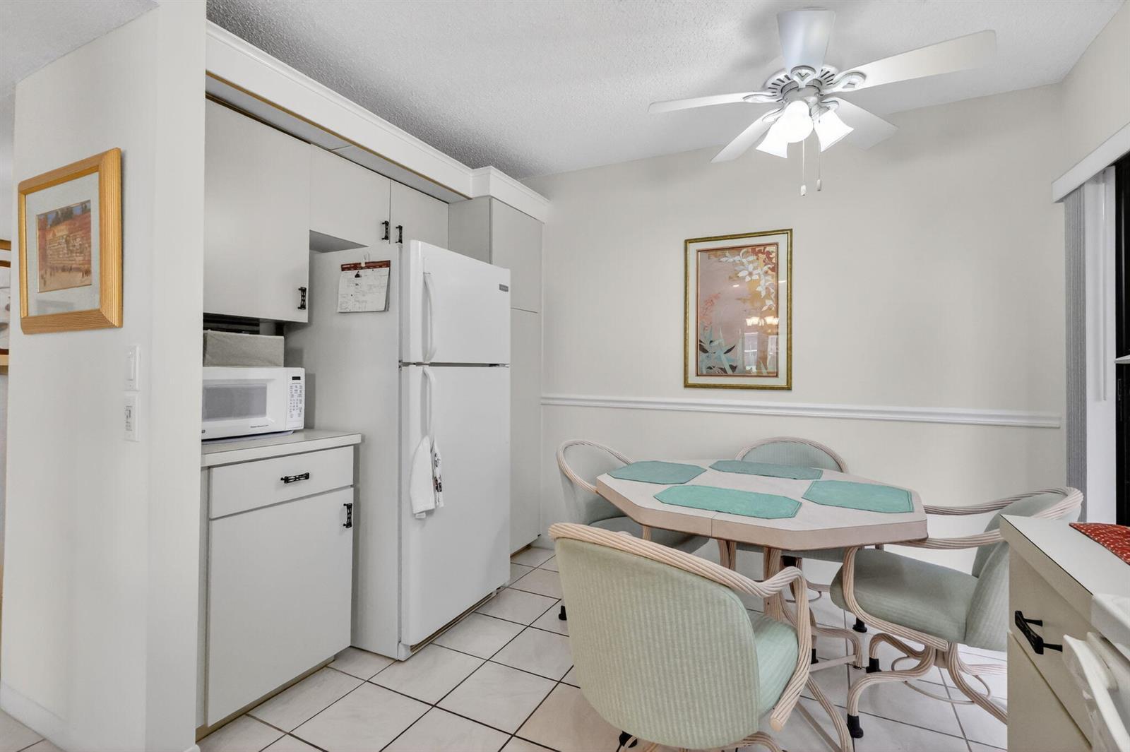 10215 N Circle Lake Drive # 101, Boynton Beach FL 33437 photo 3