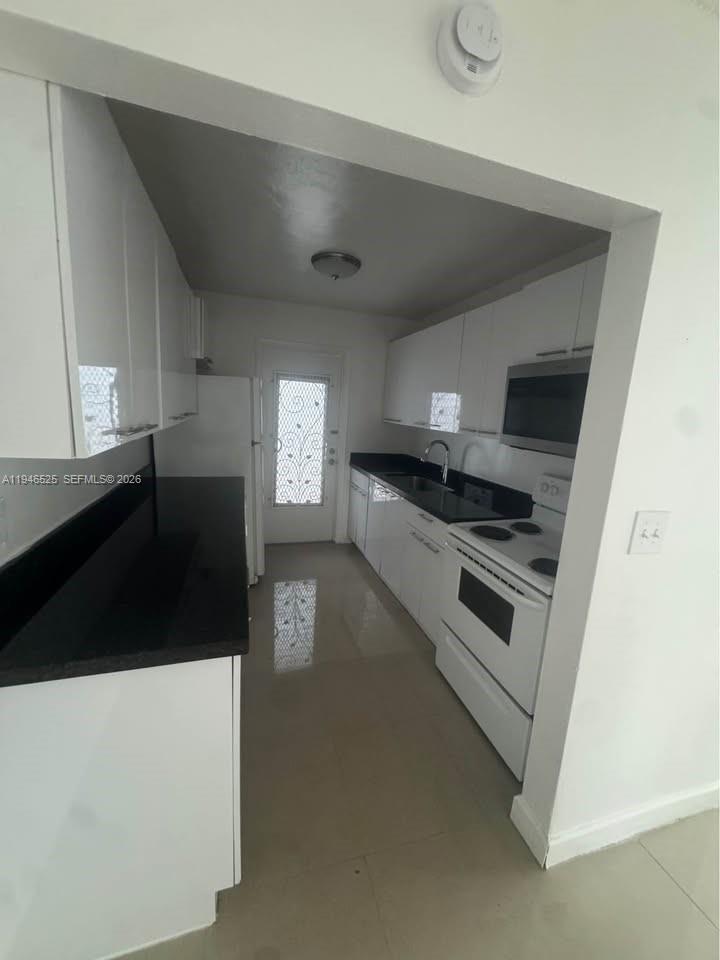 2019 Jackson St # 105, Hollywood FL 33020 photo 5