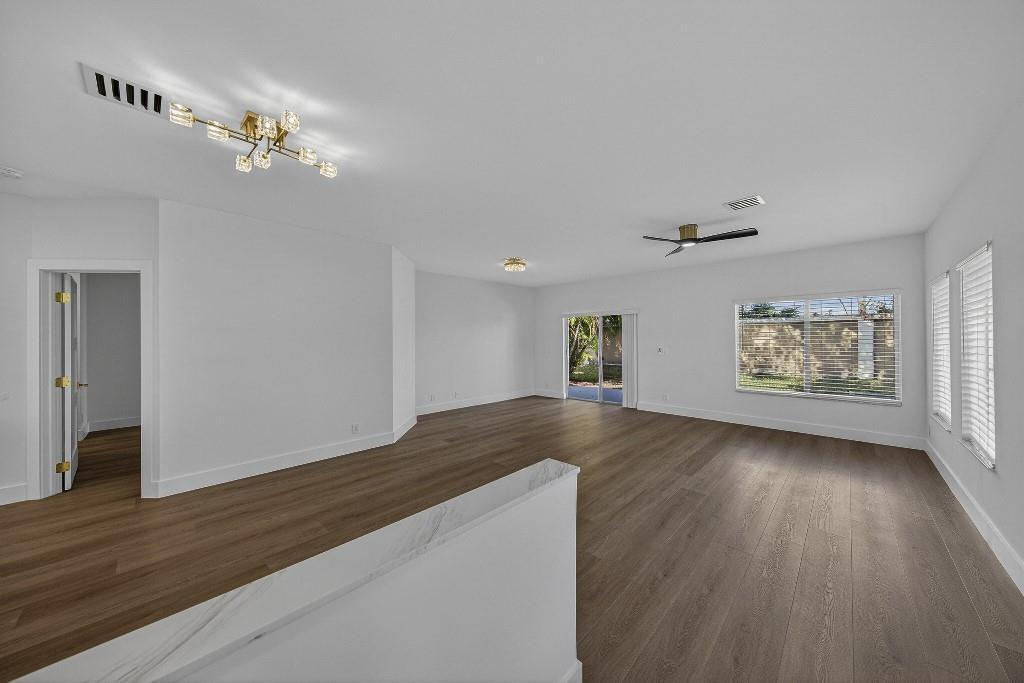 4243 SW 10th Court, Deerfield Beach FL 33442 photo 2