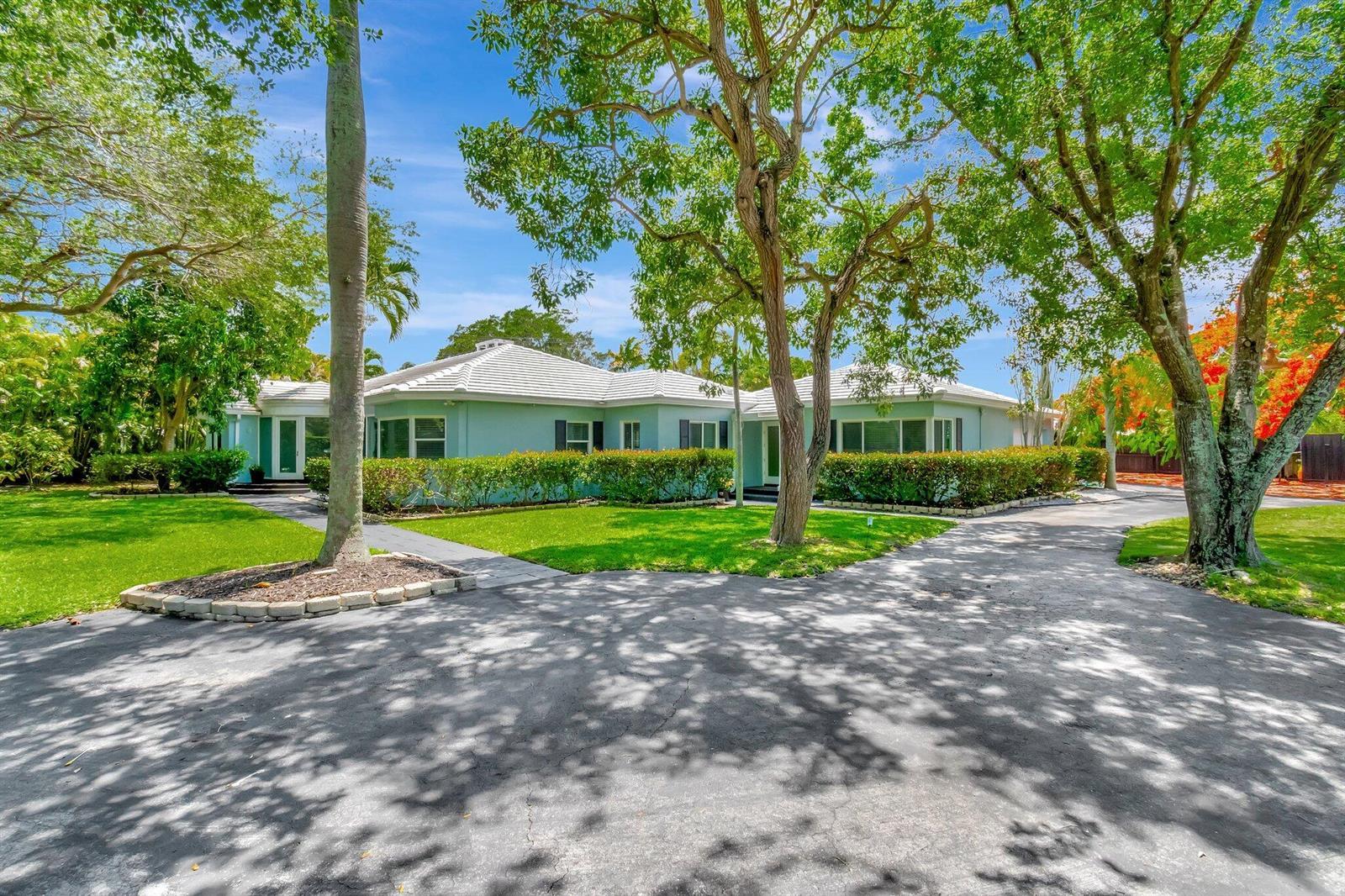 1220 N Swinton Avenue, Delray Beach FL 33444 photo 2
