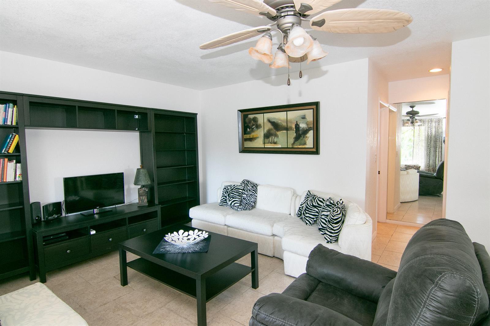 4056 Lake Osborne Drive # 15, FL 33461 photo 5
