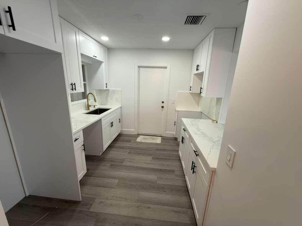 925 SW Curtis Street, Port St. Lucie FL 34983 photo 4