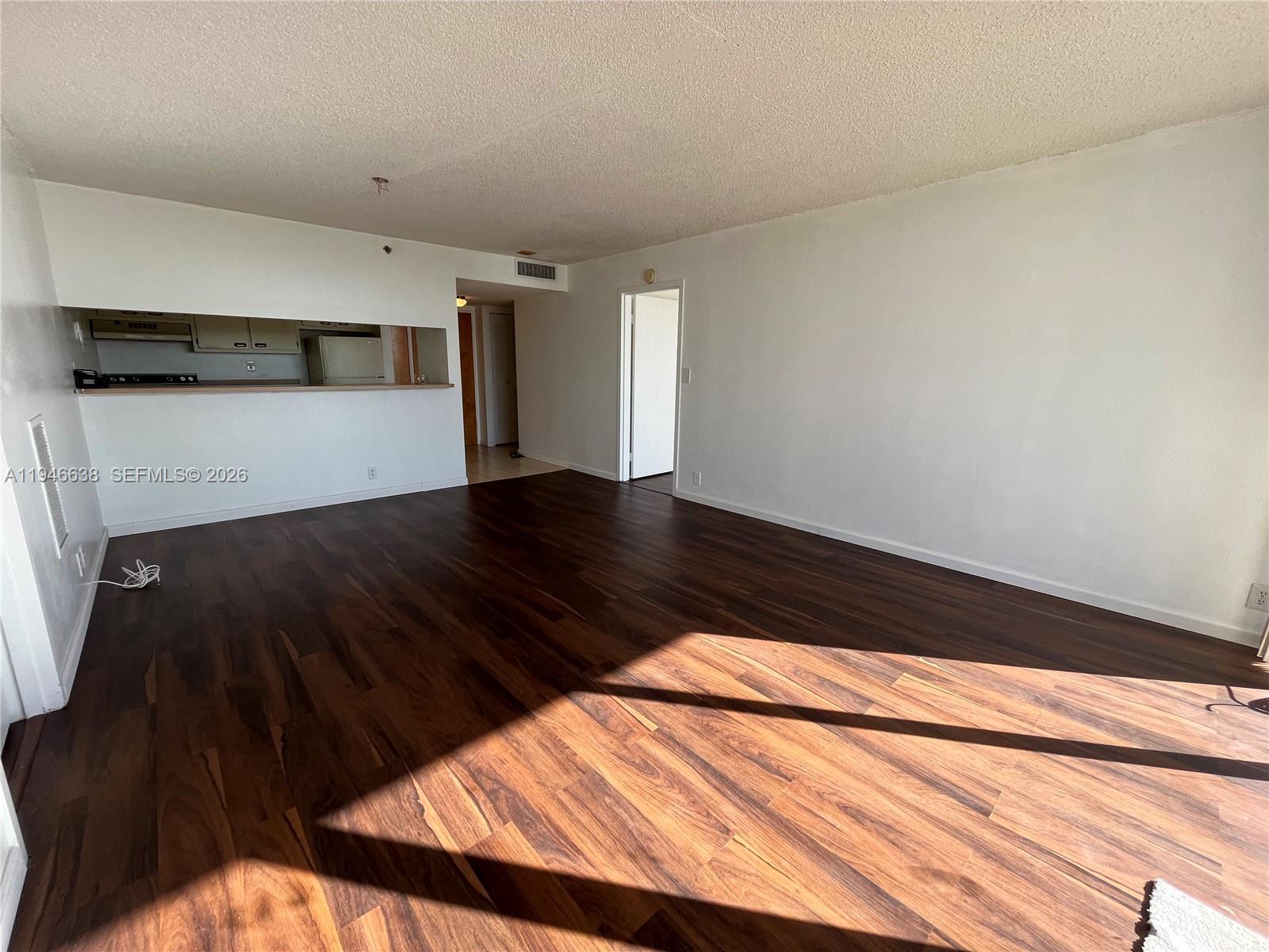 7601 E Treasure Dr # 1604, North Bay Village FL 33141 photo 5