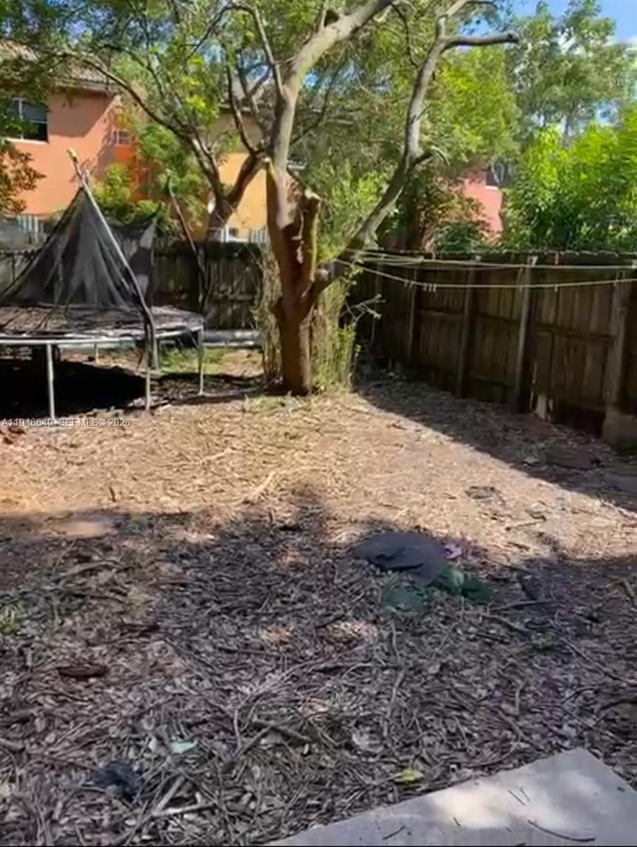 909 SW 6th Pl, Florida City FL 33034 photo 5