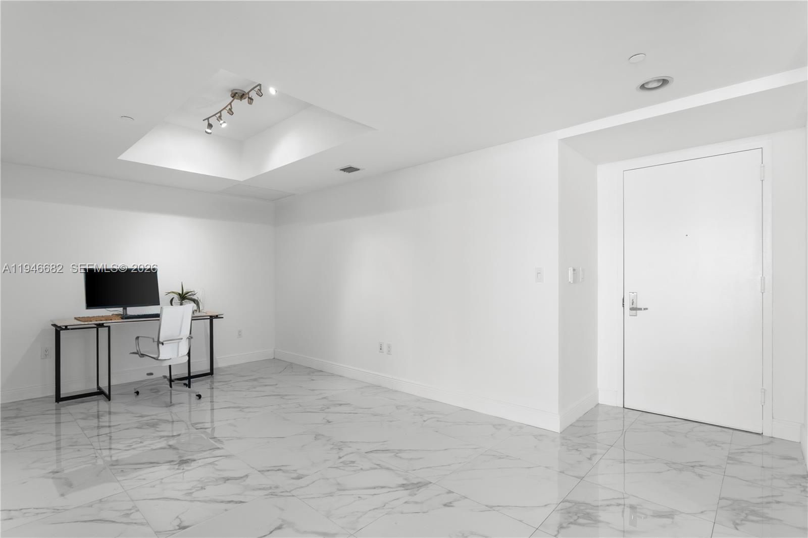 465 Brickell Ave # 5505, Miami FL 33131 photo 4