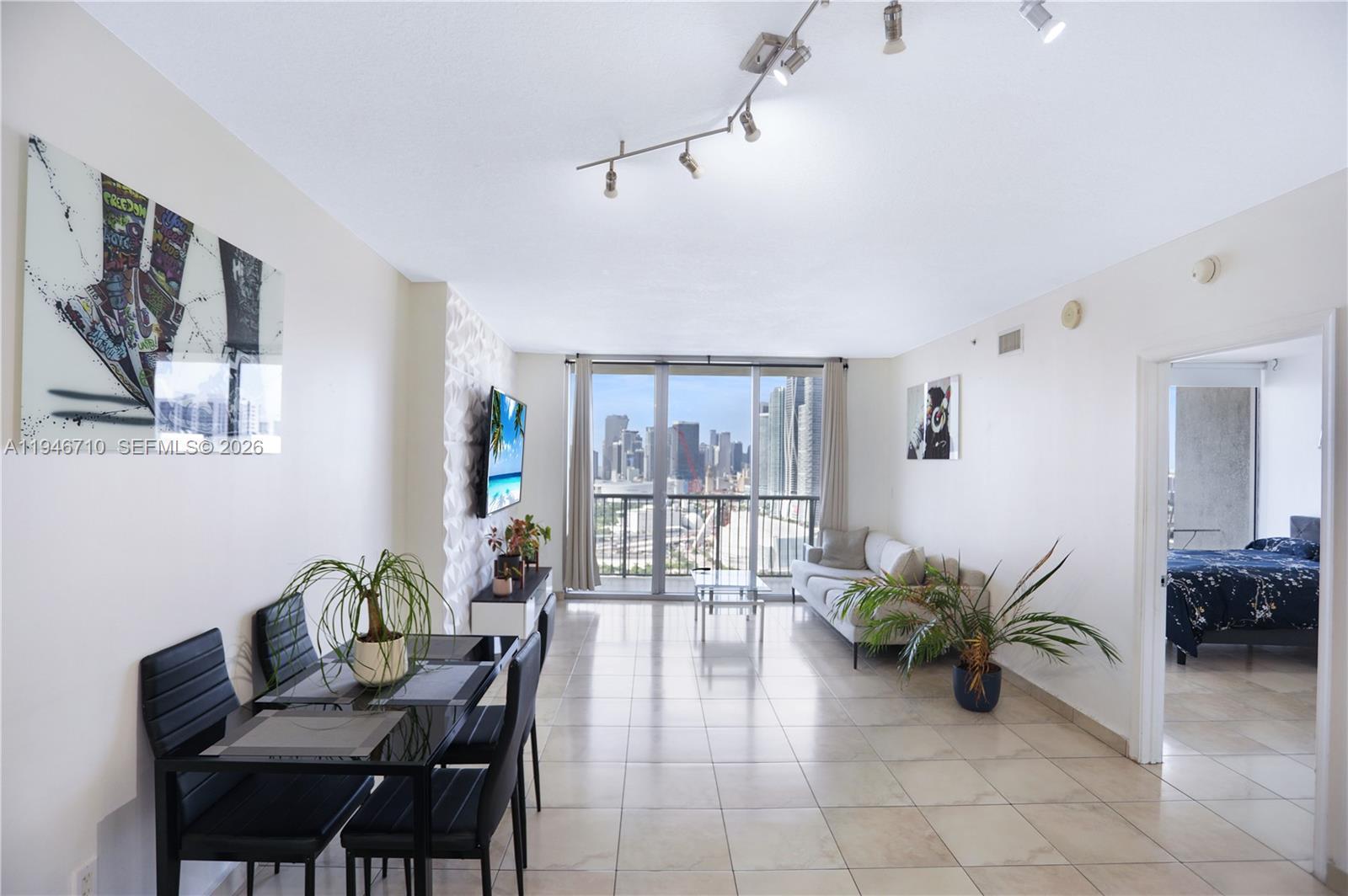 1750 N Bayshore Dr # 3210, Miami FL 33132 photo 5