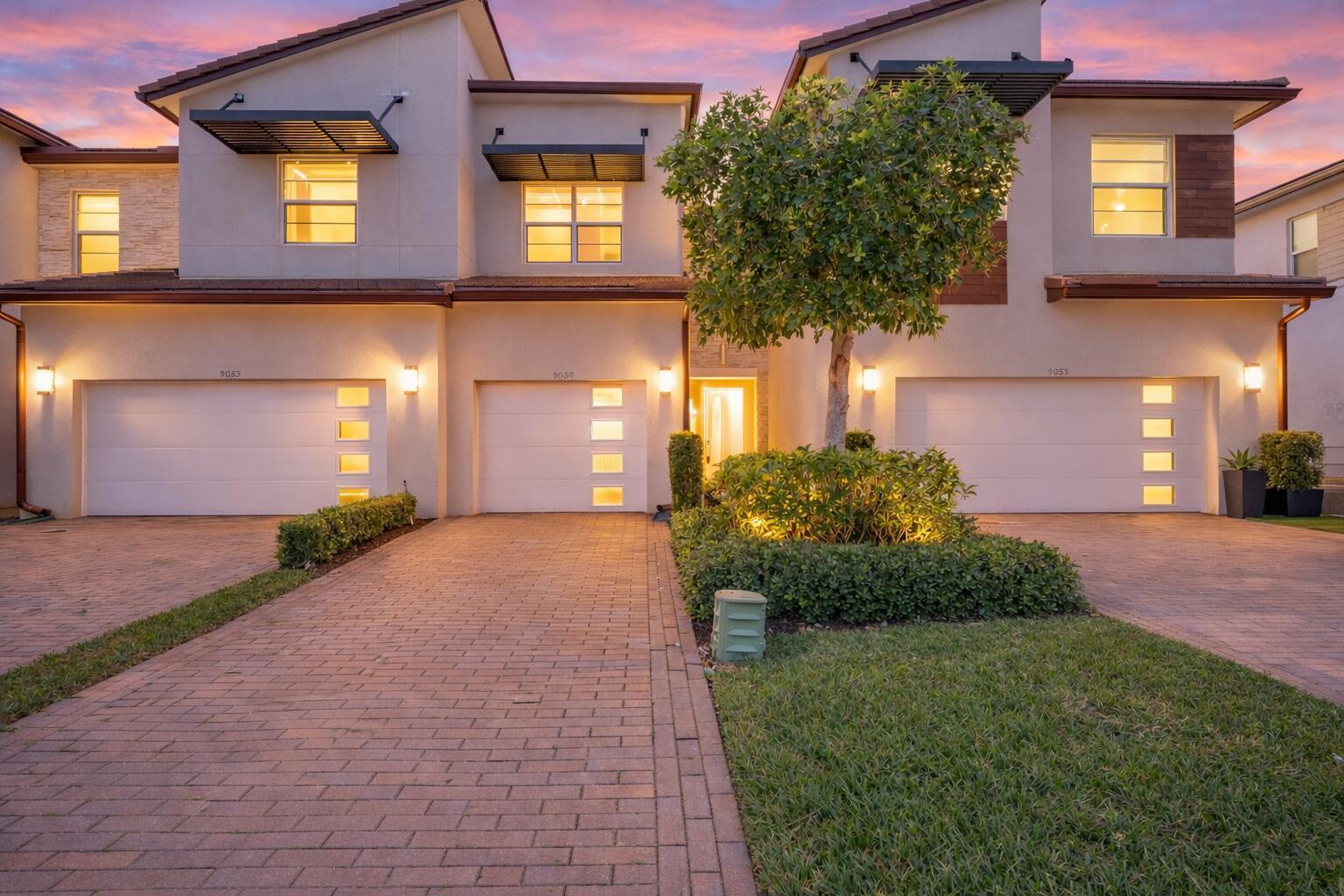 9059 Kingsmoor Way, Lake Worth FL 33467 photo 3