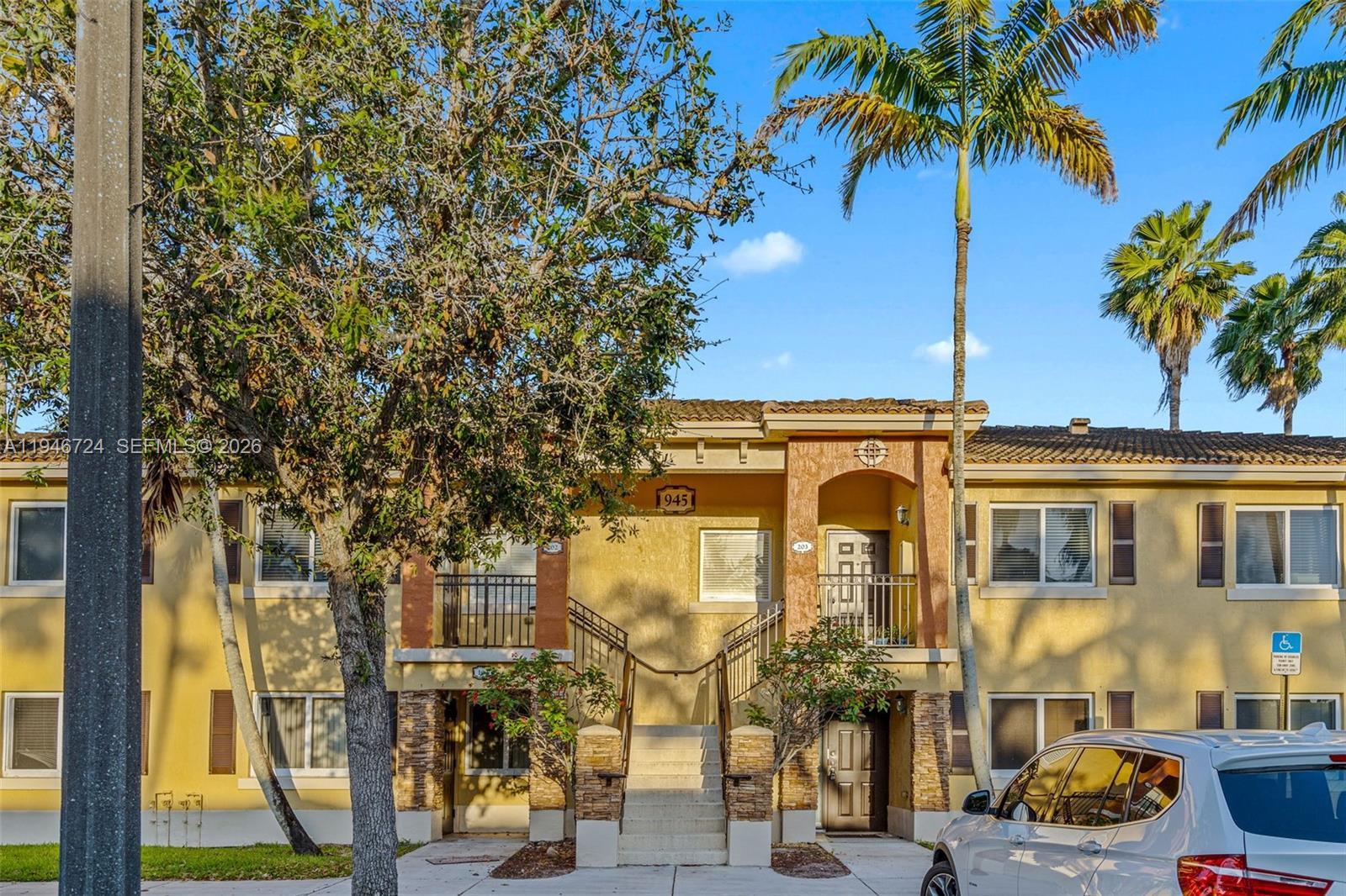 945 NE 34th Ave # 103, Homestead FL 33033 photo 3