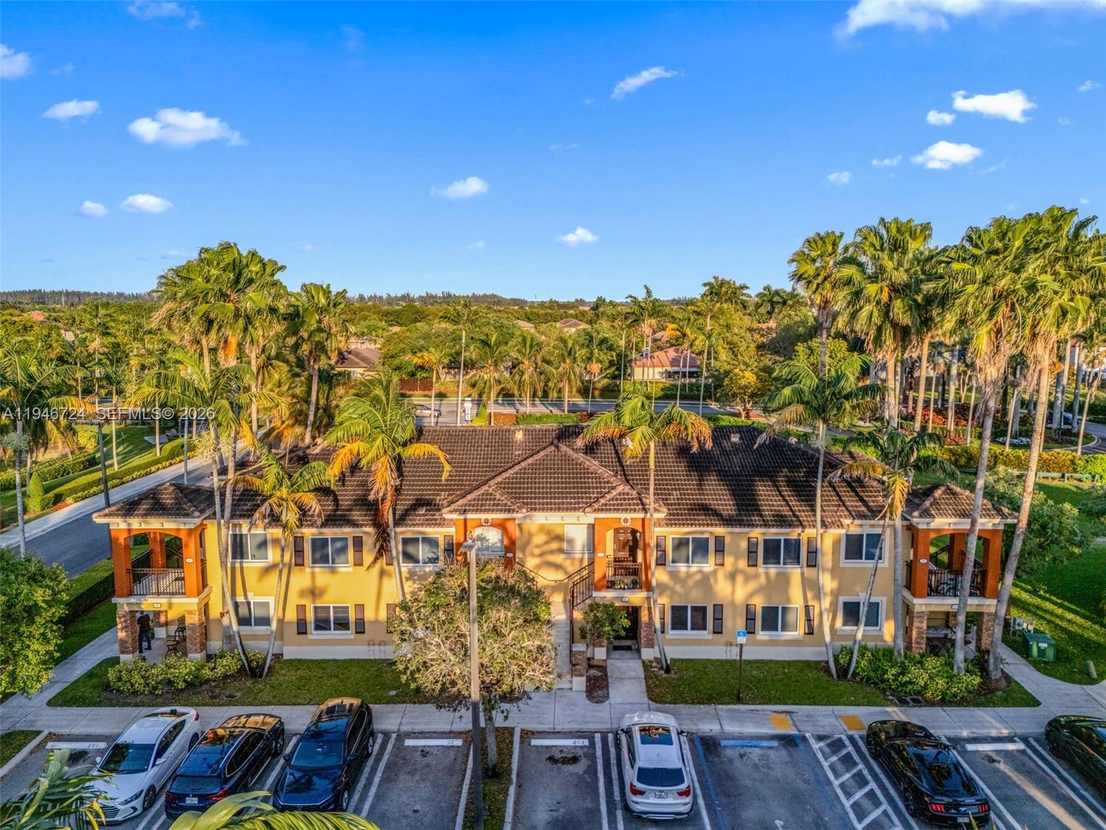 945 NE 34th Ave # 103, Homestead FL 33033