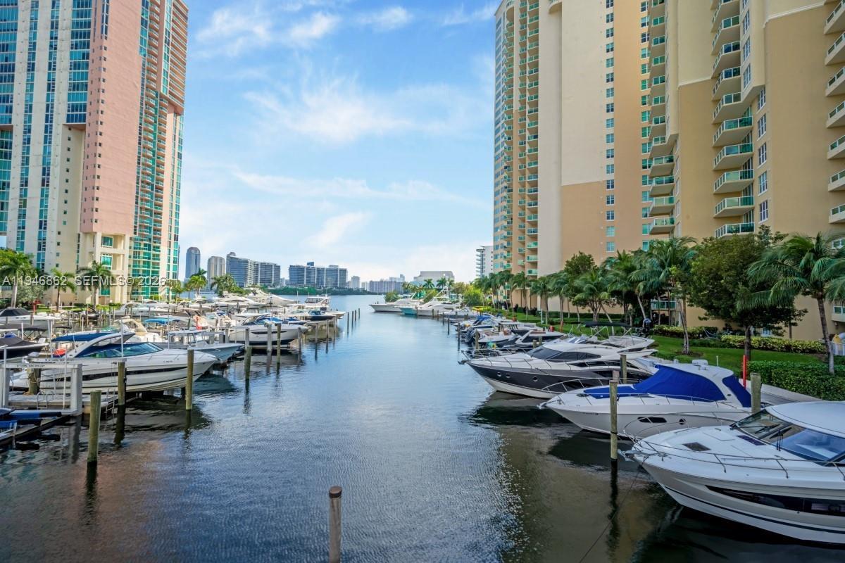 3330 NE 190th St # 1912, Aventura FL 33180 photo 2