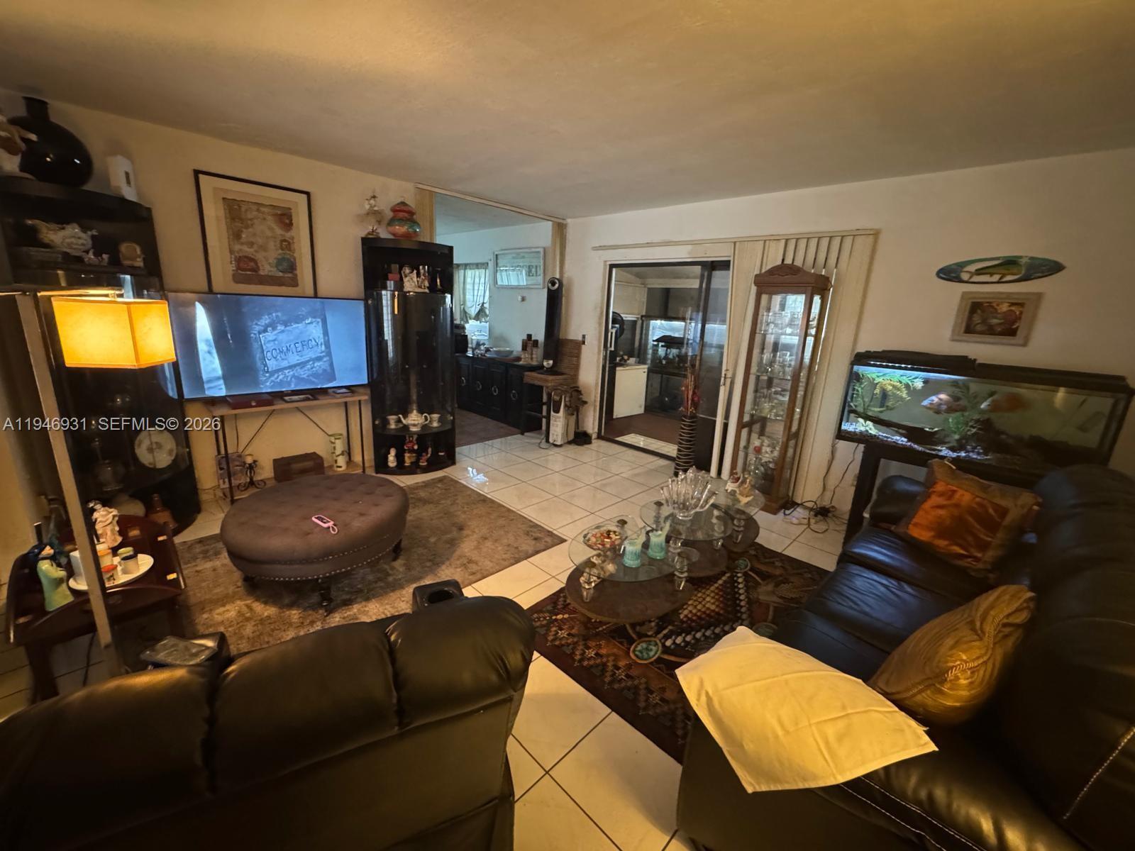 3651 SW 40th Ave, West Park FL 33023 photo 3