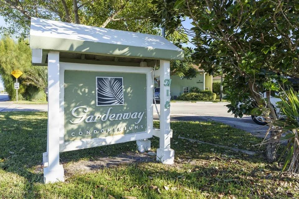 12036 Alternate A1a # B4, Palm Beach Gardens FL 33410 photo 2