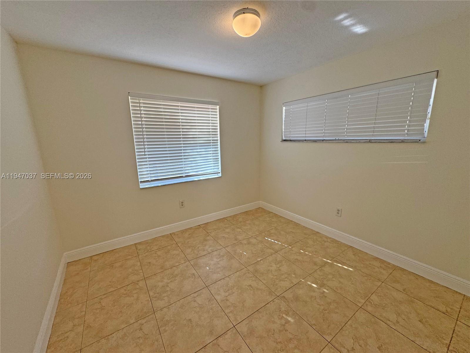 10019 SW 222nd St, Cutler Bay FL 33190 photo 4