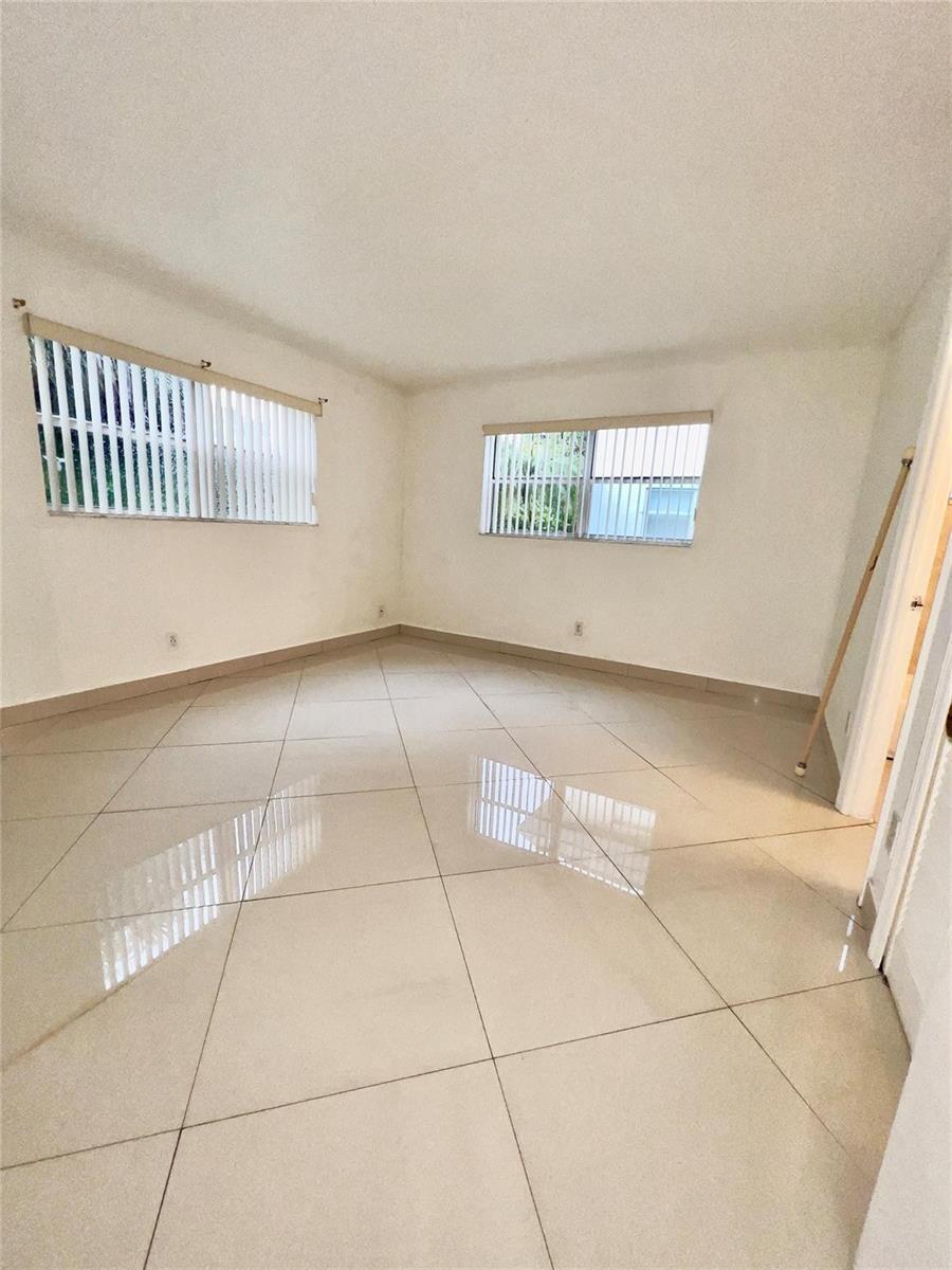 1021 NW 45th Street # 4, Deerfield Beach FL 33064 photo 3