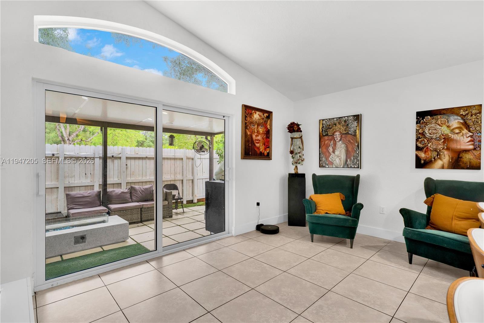 1959 SE 10th St, Homestead FL 33035