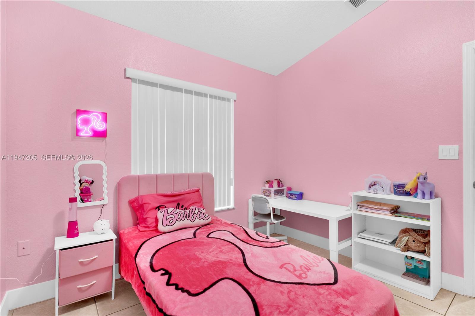 1959 SE 10th St, Homestead FL 33035 photo 4