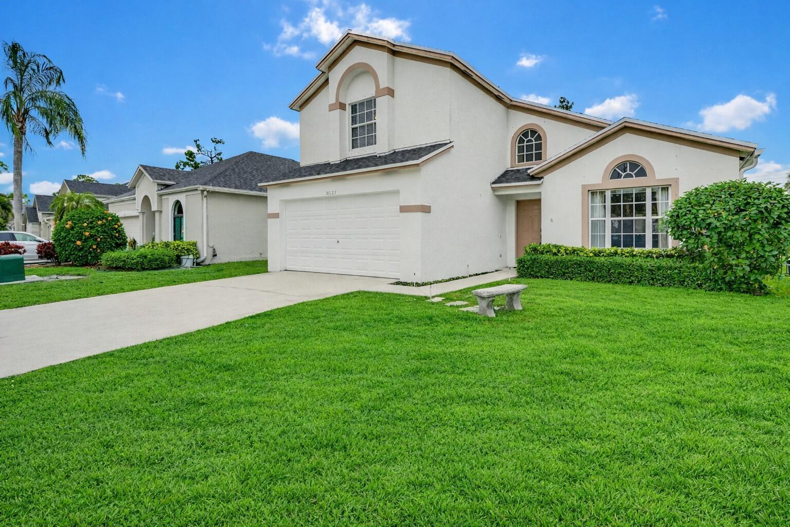 15182 Oak Chase Court, Wellington FL 33414 photo 3