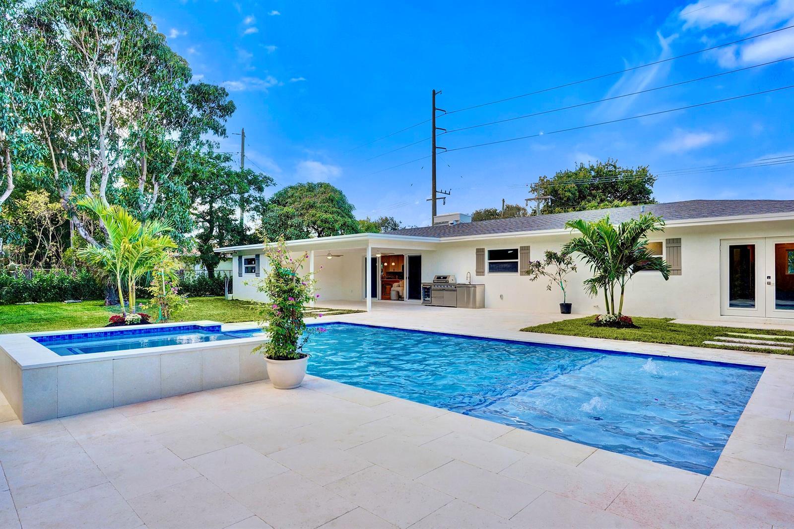 200 NW 2nd Street, Delray Beach FL 33444 photo 2