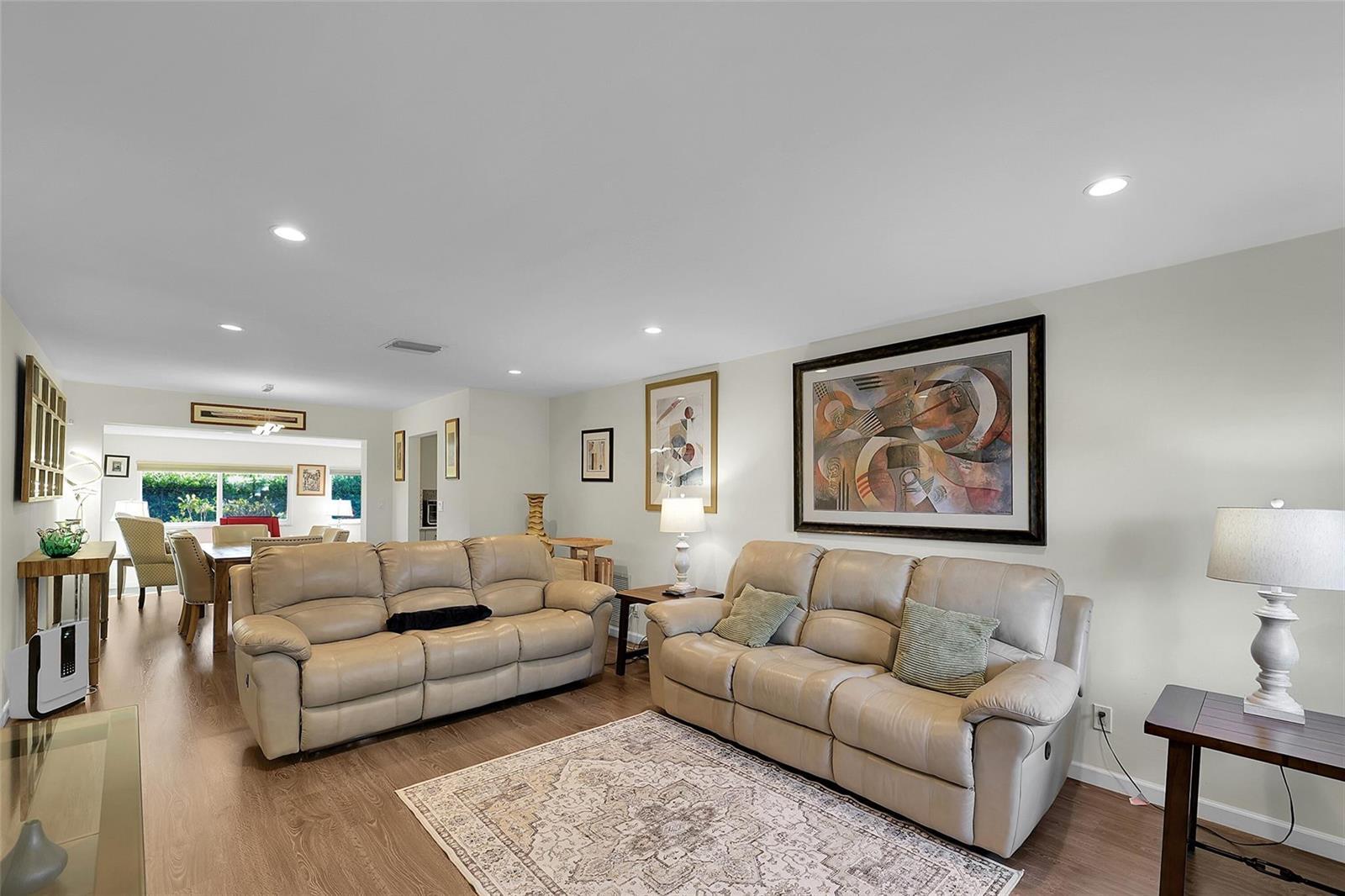 4300 NW 12th Drive, Deerfield Beach FL 33064 photo 2