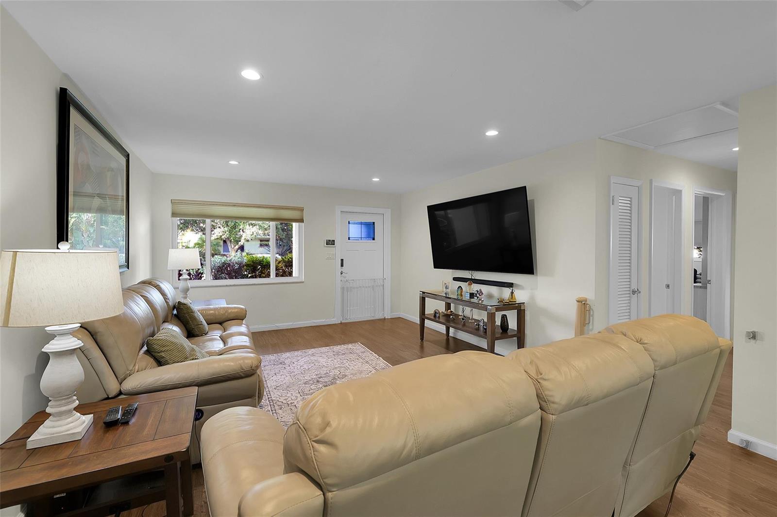 4300 NW 12th Drive, Deerfield Beach FL 33064 photo 3