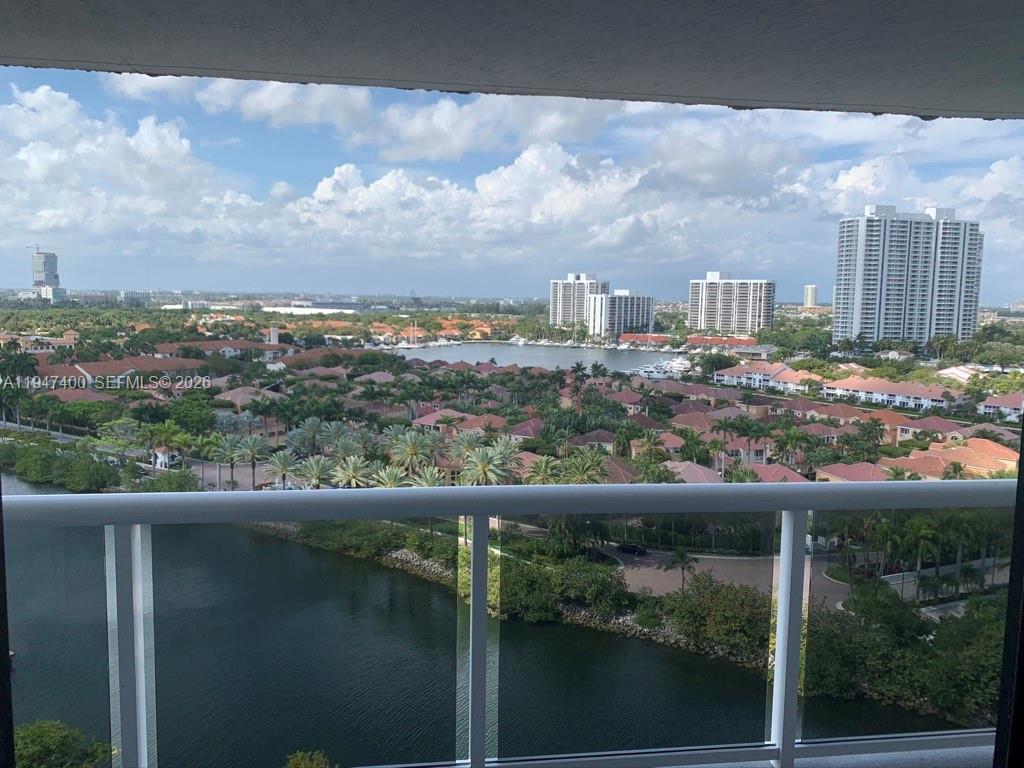 20505 E Country Club Dr # 1631, Aventura FL 33180 photo 2
