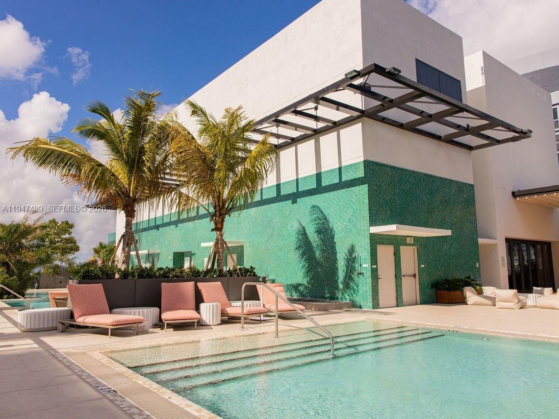 11 NE 6 ST # 814, Miami FL 33132 photo 4