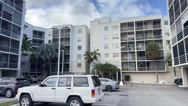 2821 N Miami Beach Blvd # 4M, North Miami Beach FL 33160 photo 3