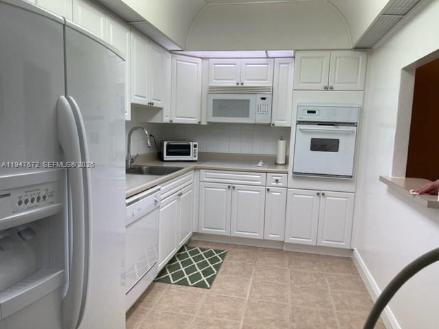 19390 Collins Ave # 219, Sunny Isles Beach FL 33160 photo 2