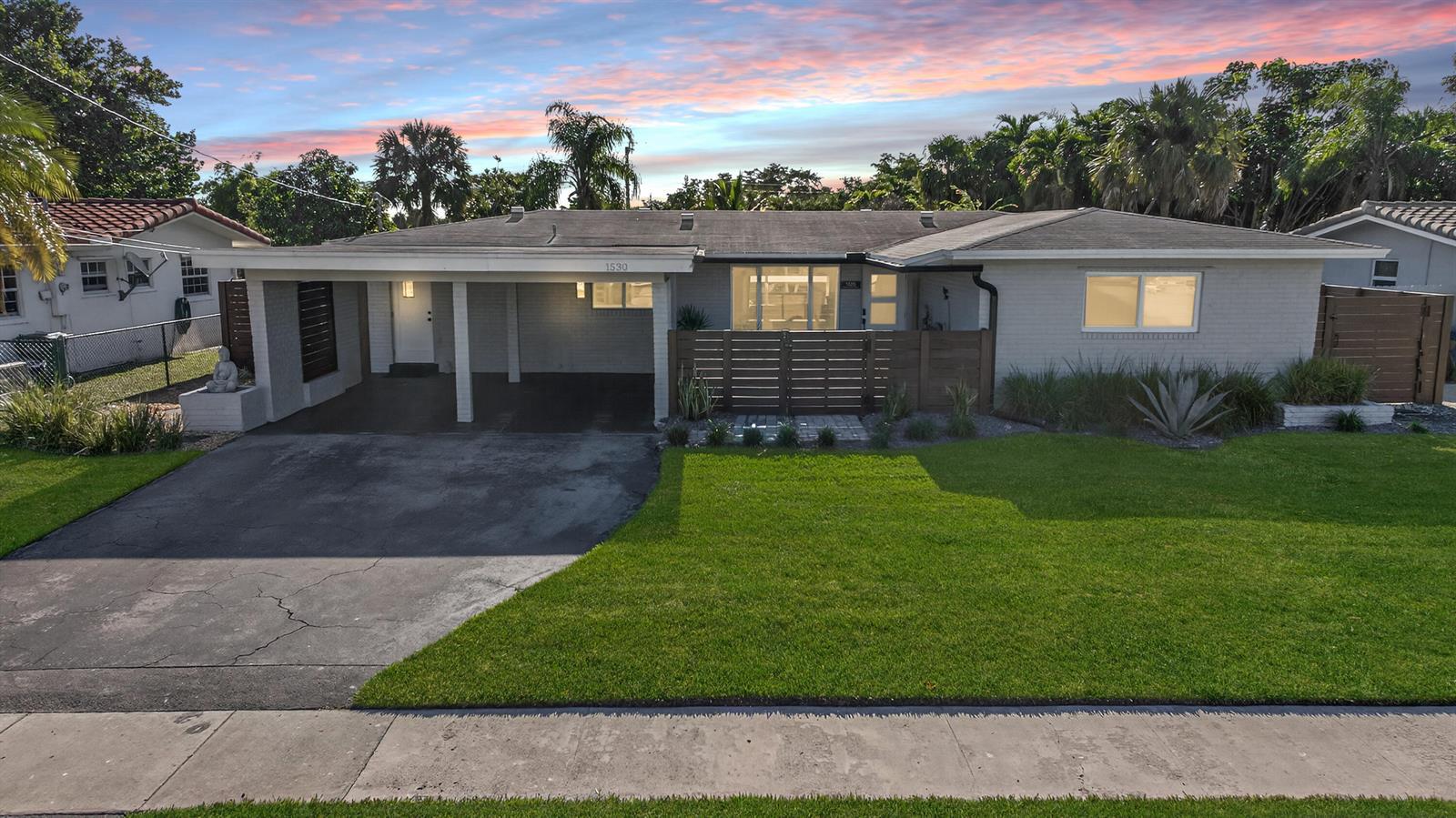 1530 W River Drive, Margate FL 33063 photo 3