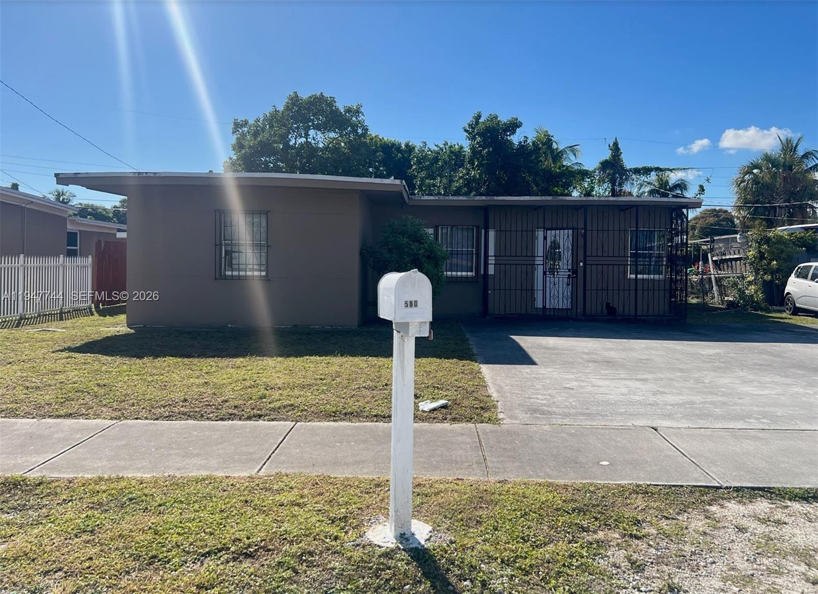 580 NW 116th Ter, Miami FL 33168