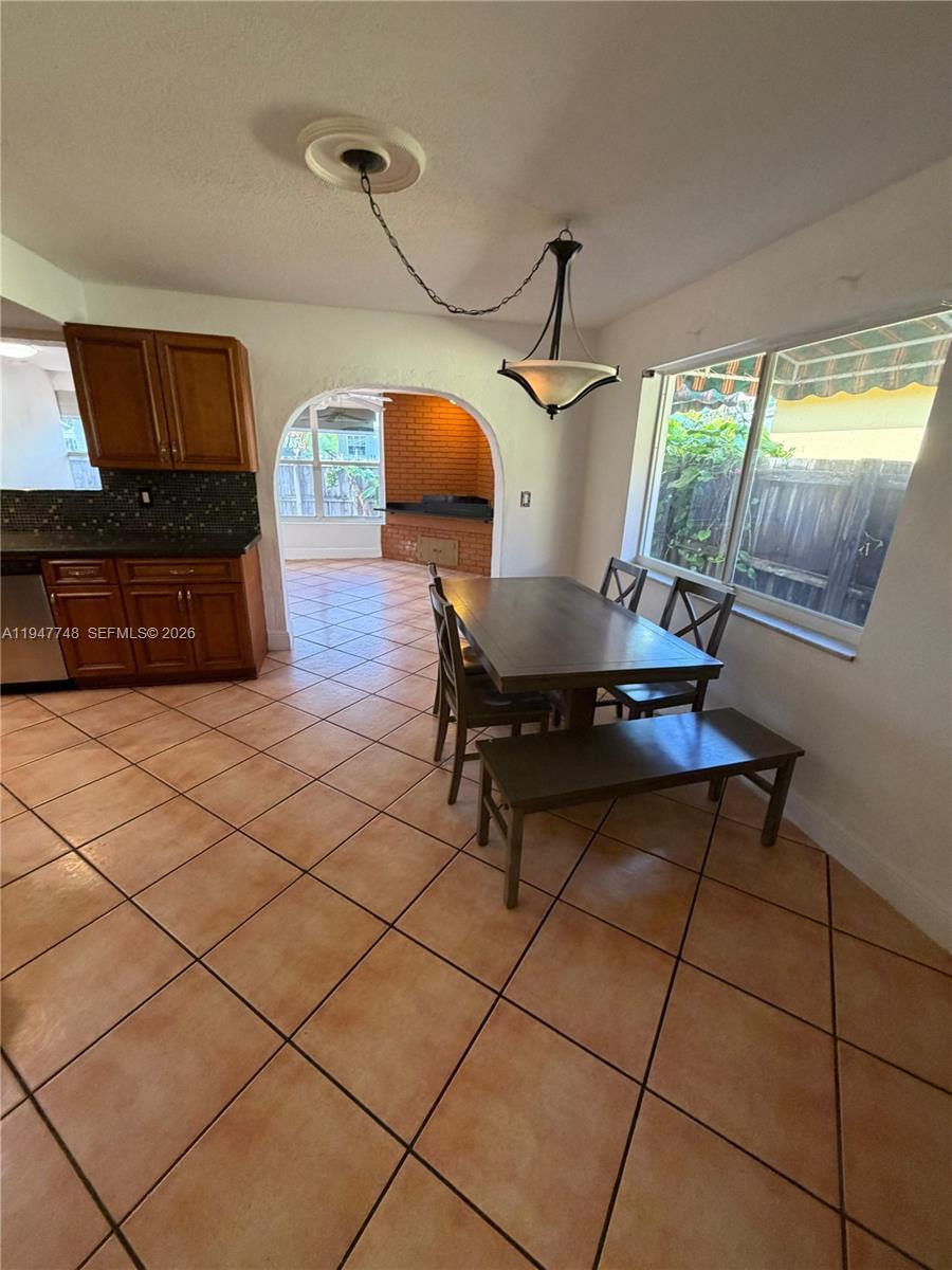 2104 N 14th Ct, Hollywood FL 33020 photo 4