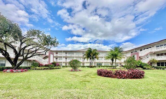 147 Fanshaw D, Boca Raton FL 33434
