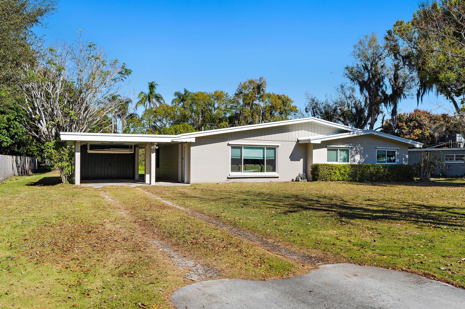 800 Anita Street S, Fort Pierce FL 34982 photo 2