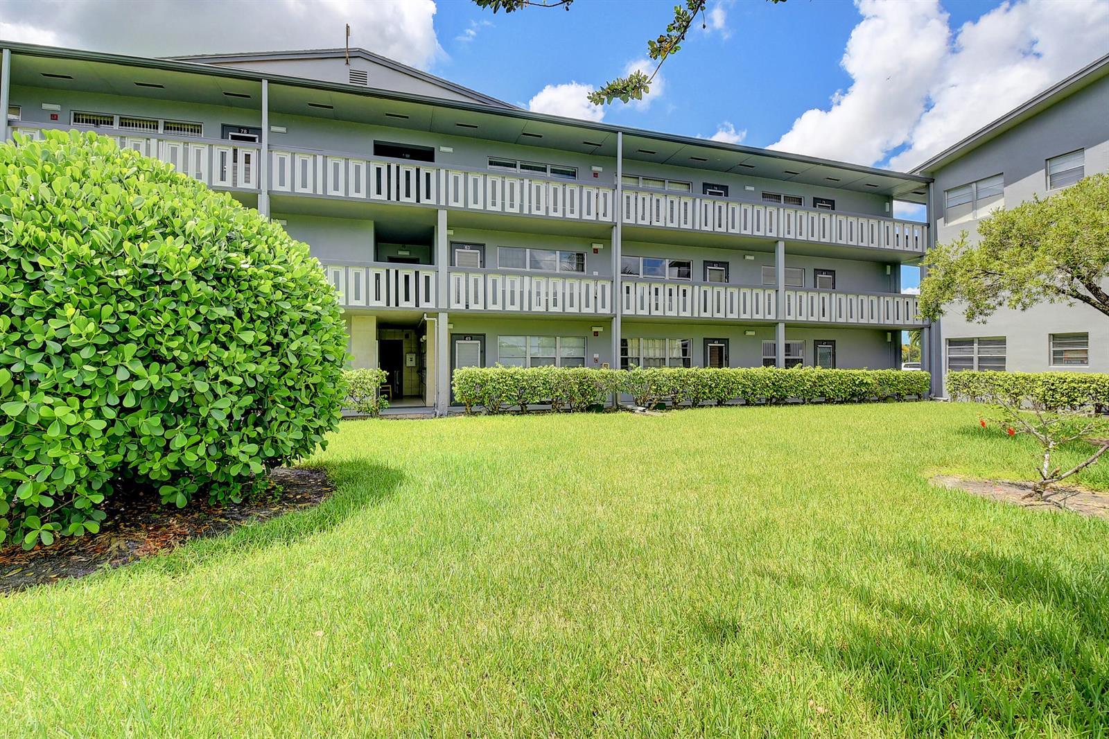 49 Suffolk B # 49, Boca Raton FL 33434 photo 2