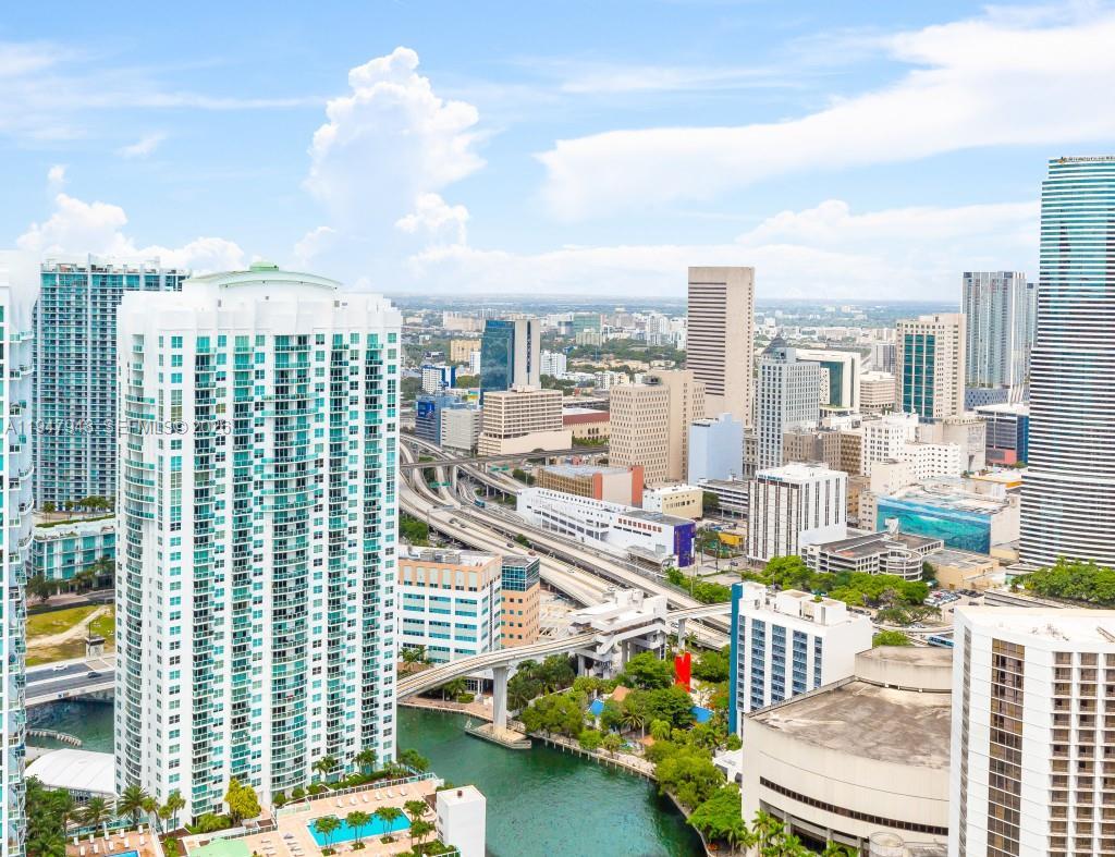 485 Brickell Ave # 4307, Miami FL 33131 photo 4